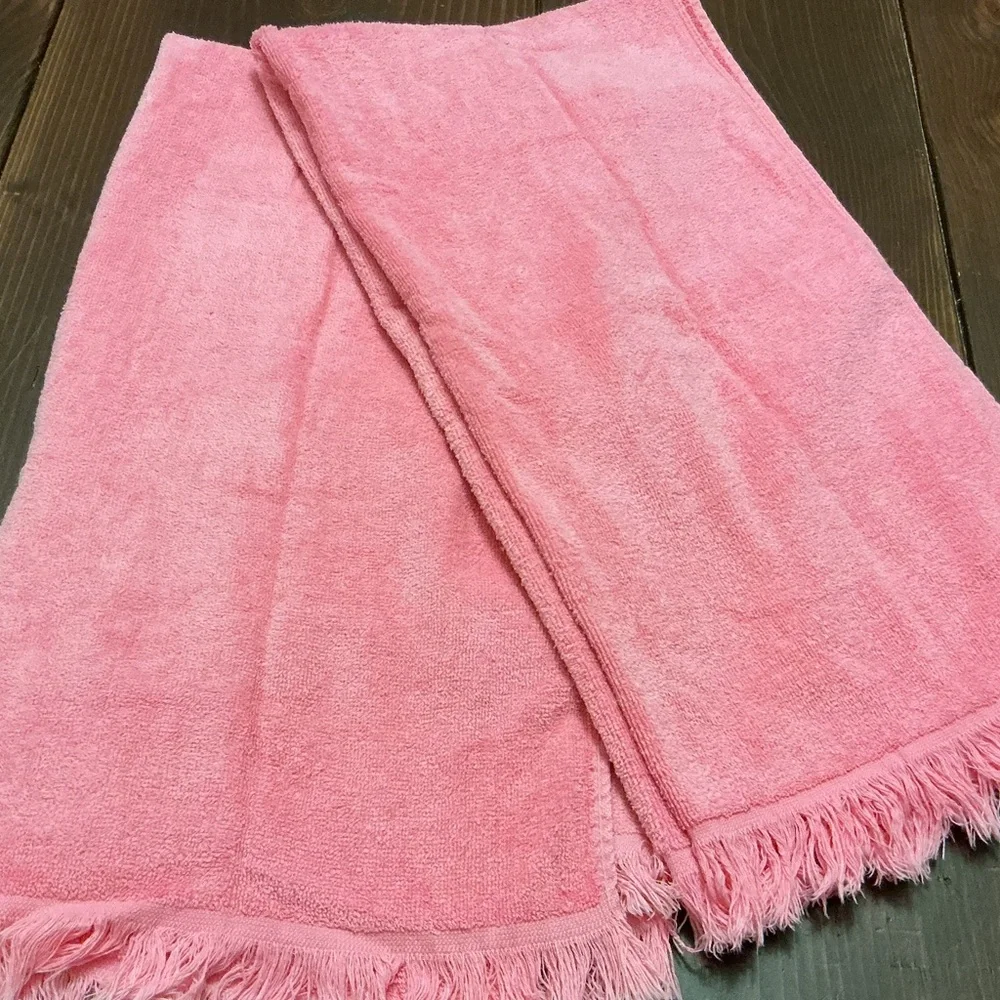 Vintage pair of Bath towels